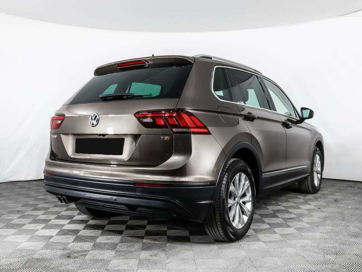 Volkswagen Tiguan с пробегом — 2017 год. Фото: #4