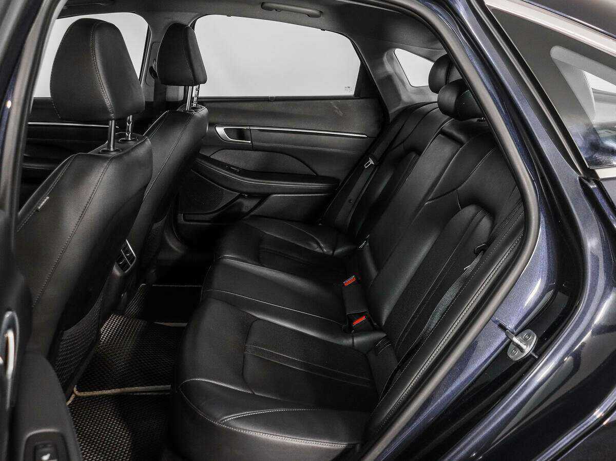 Hyundai Sonata с пробегом — 2019 год. Фото: #12