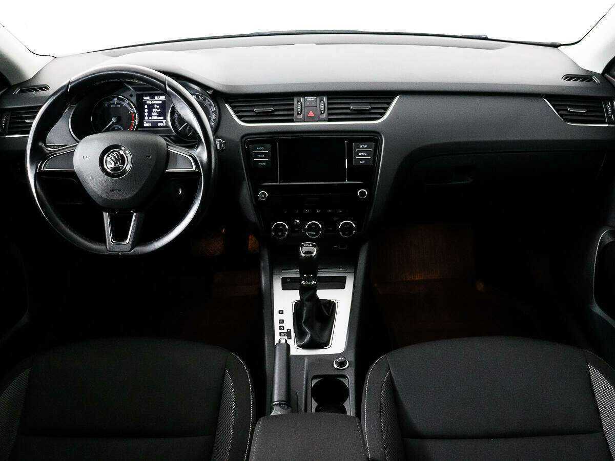 Skoda Octavia с пробегом — 2020 год. Фото: #11