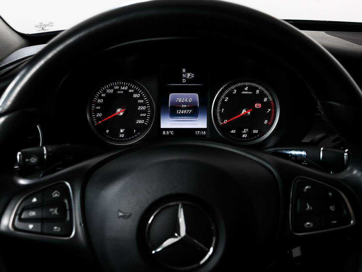 Mercedes-Benz C-Класс с пробегом — 2015 год. Фото: #16