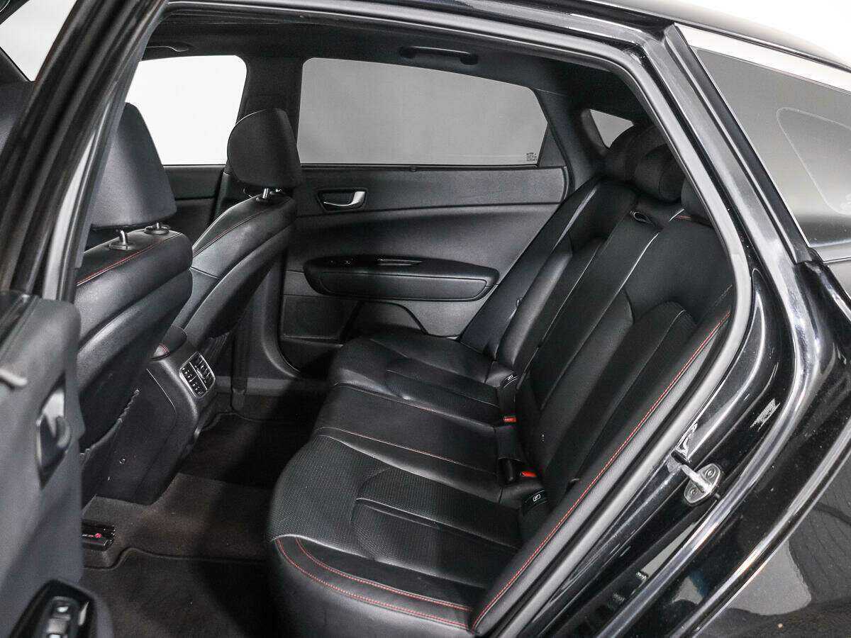 Kia Optima с пробегом — 2016 год. Фото: #12