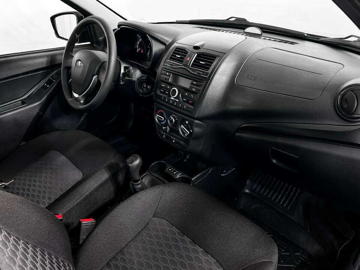 Lada (ВАЗ) Granta с пробегом — 2023 год. Фото: #10