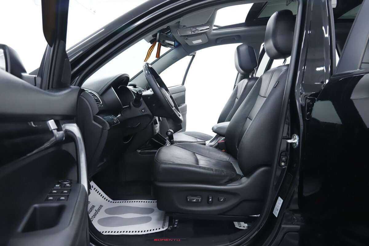 Kia Sorento с пробегом — 2016 год. Фото: #7
