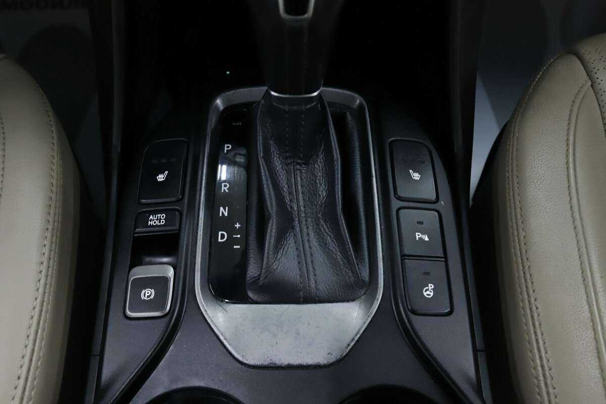 Hyundai Santa Fe с пробегом — 2015 год. Фото: #17