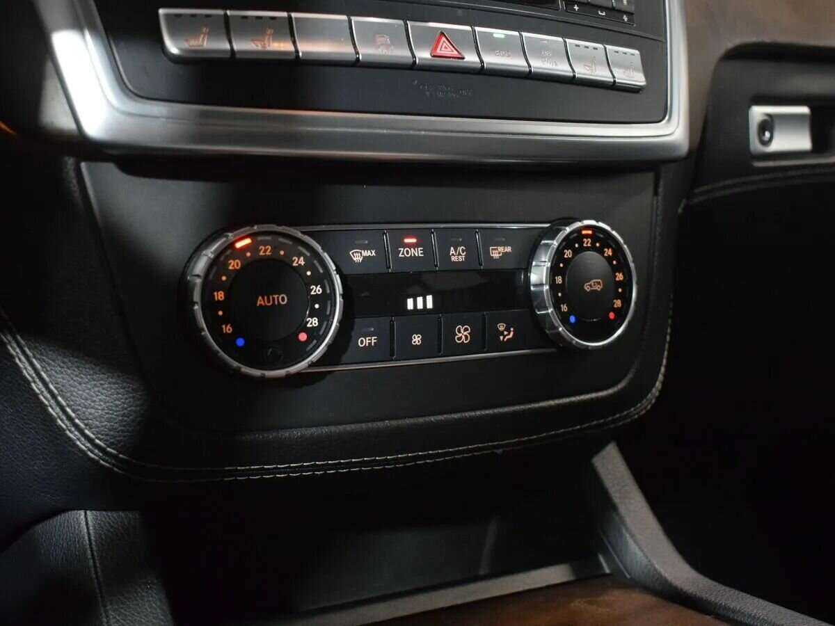 Mercedes-Benz M-Класс с пробегом — 2014 год. Фото: #25