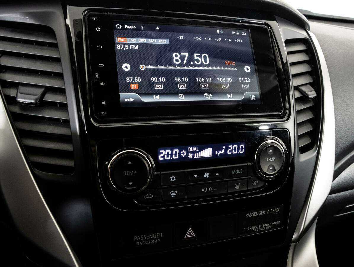 Mitsubishi Pajero Sport с пробегом — 2017 год. Фото: #14