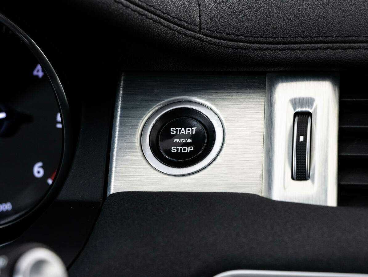 Land Rover Range Rover Evoque с пробегом — 2017 год. Фото: #13