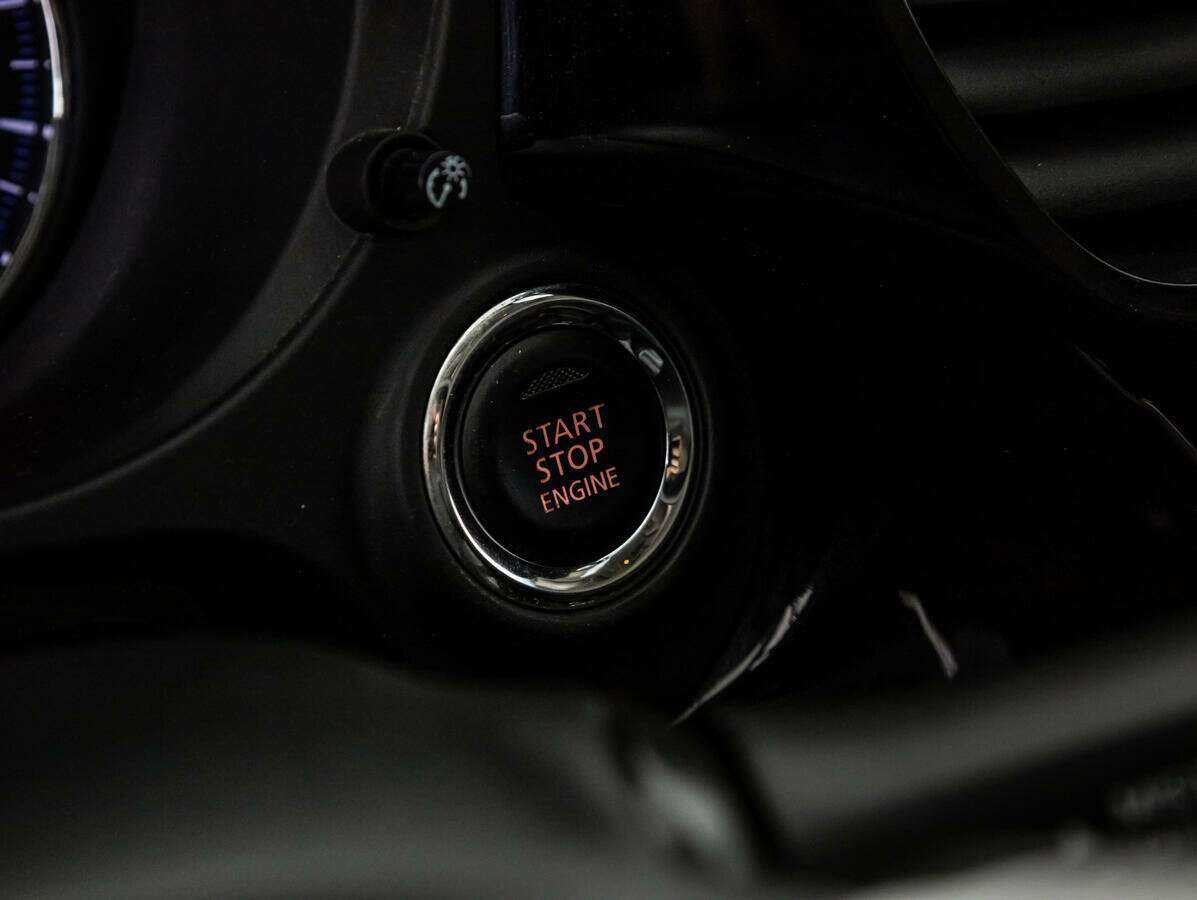 Mitsubishi Outlander с пробегом — 2018 год. Фото: #12