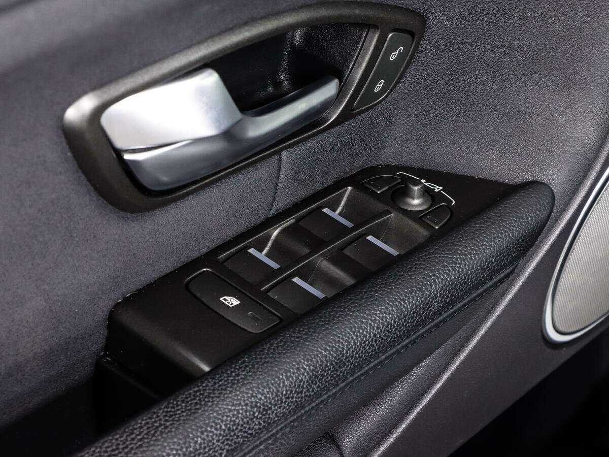 Land Rover Range Rover Evoque с пробегом — 2017 год. Фото: #19