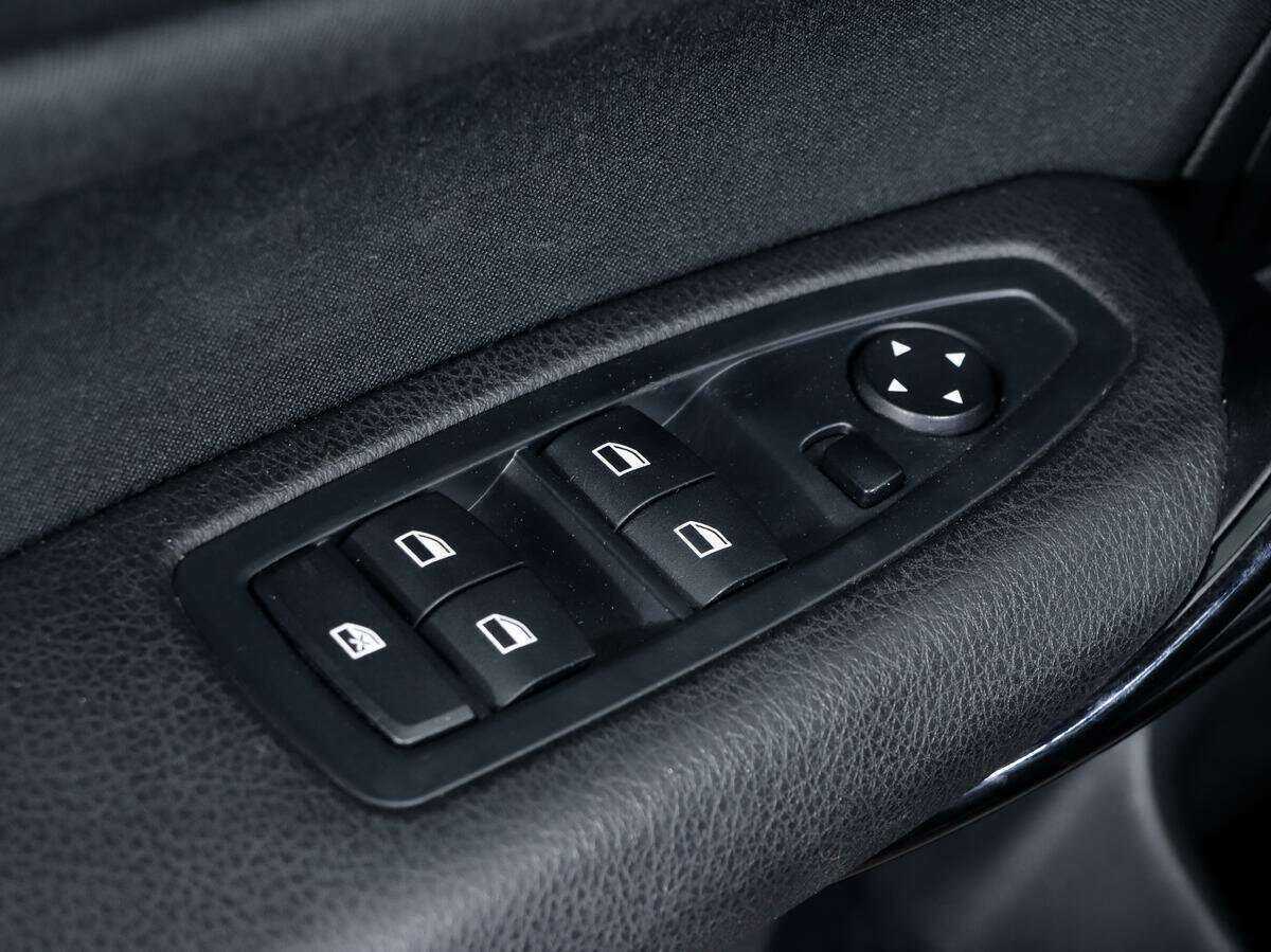 BMW 1 серии с пробегом — 2016 год. Фото: #13