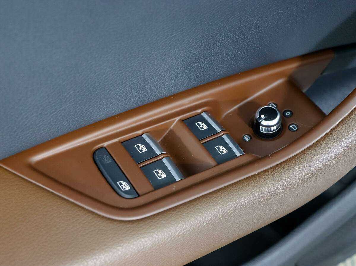 Audi A4 с пробегом — 2015 год. Фото: #7