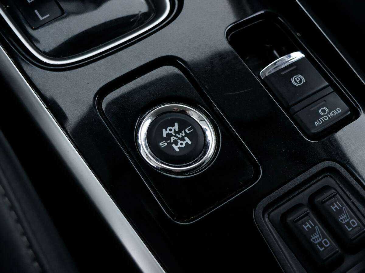 Mitsubishi Outlander с пробегом — 2021 год. Фото: #13