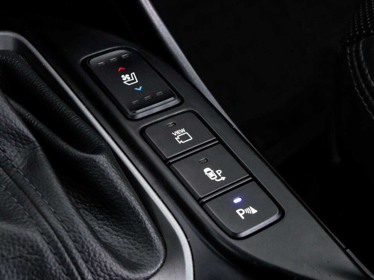 Hyundai Santa Fe с пробегом — 2016 год. Фото: #12