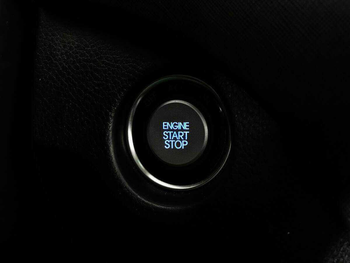 Hyundai Santa Fe с пробегом — 2016 год. Фото: #13