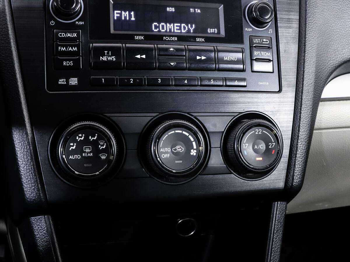 Subaru XV с пробегом — 2012 год. Фото: #15