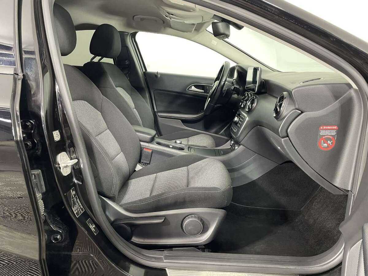 Mercedes-Benz A-Класс с пробегом — 2014 год. Фото: #13