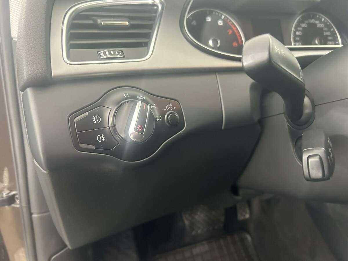 Audi A4 с пробегом — 2014 год. Фото: #8