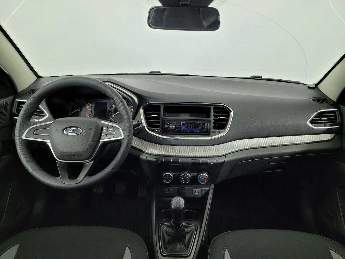 Lada (ВАЗ) Vesta с пробегом — 2023 год. Фото: #6