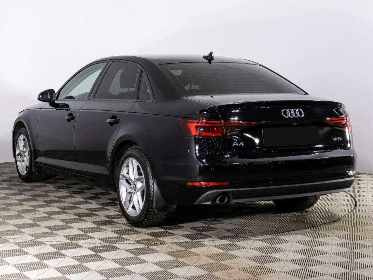 Audi A4 с пробегом — 2018 год. Фото: #6