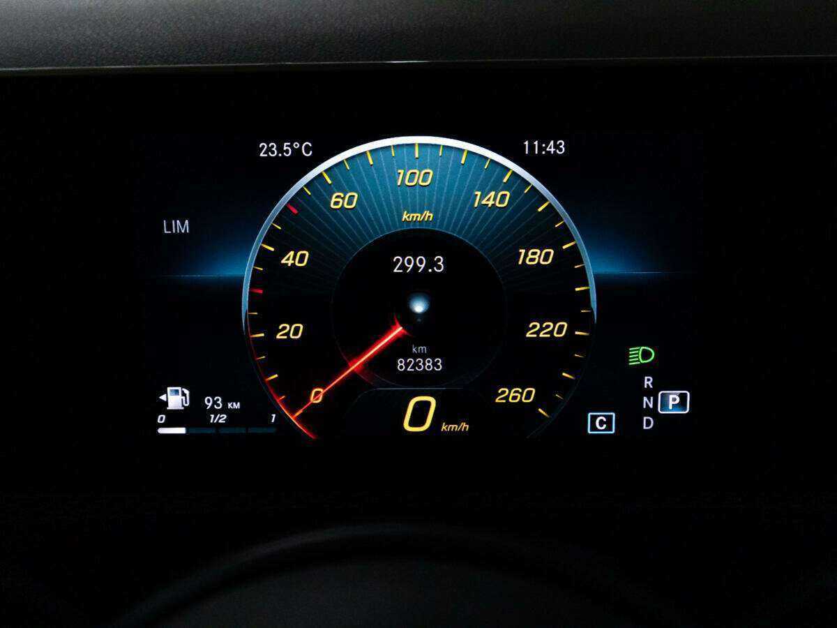 Mercedes-Benz A-Класс с пробегом — 2018 год. Фото: #11