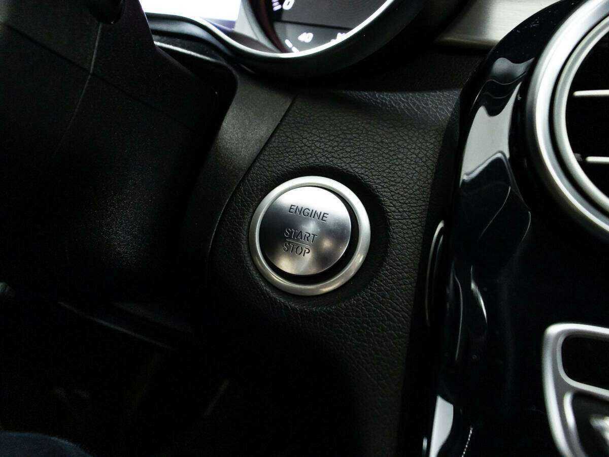 Mercedes-Benz C-Класс с пробегом — 2017 год. Фото: #18