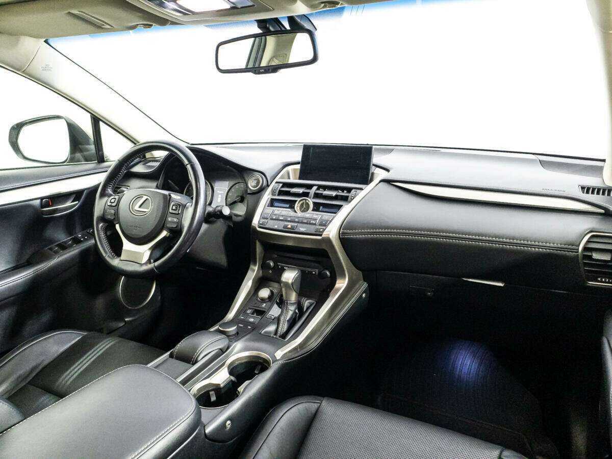 Lexus NX с пробегом — 2015 год. Фото: #8