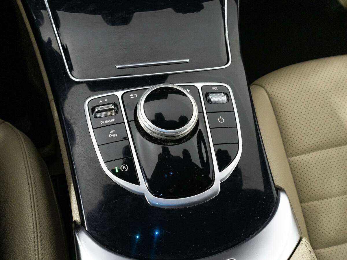 Mercedes-Benz C-Класс с пробегом — 2017 год. Фото: #17