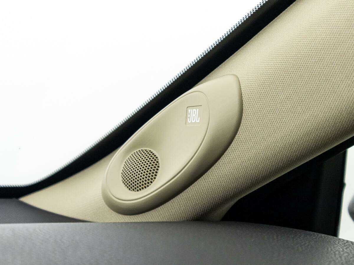 Toyota Camry с пробегом — 2018 год. Фото: #19