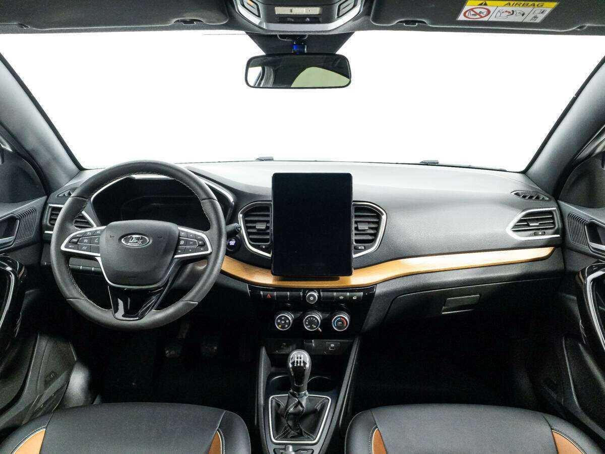 Lada (ВАЗ) Vesta с пробегом — 2023 год. Фото: #12