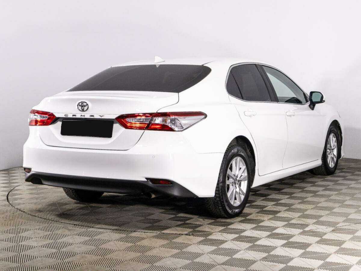 Toyota Camry с пробегом — 2019 год. Фото: #4