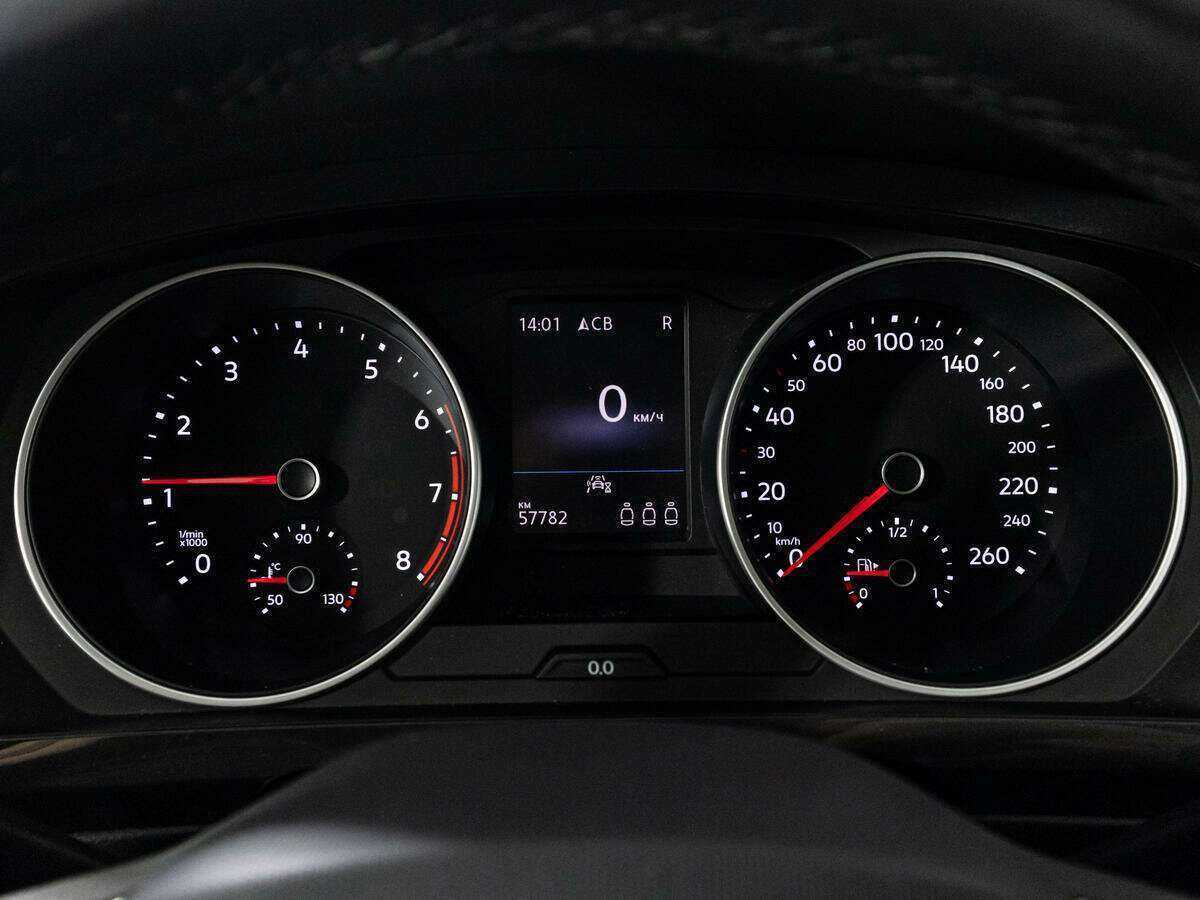 Volkswagen Tiguan с пробегом — 2021 год. Фото: #11