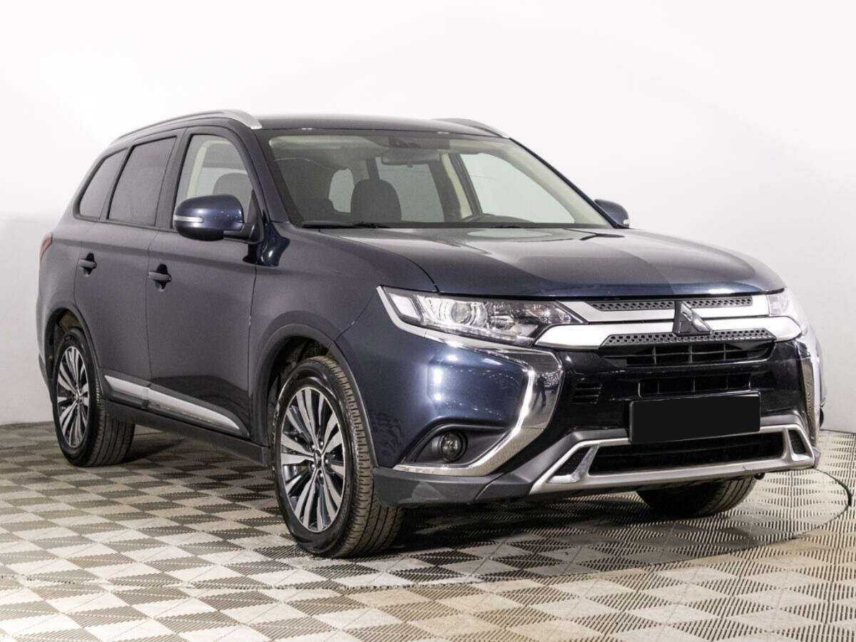 Mitsubishi Outlander с пробегом — 2019 год. Фото: #2