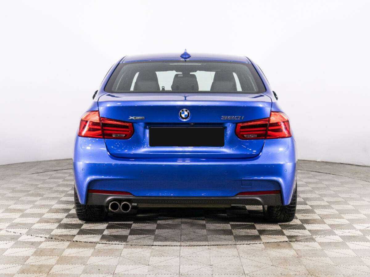 BMW 3 серии с пробегом — 2018 год. Фото: #5