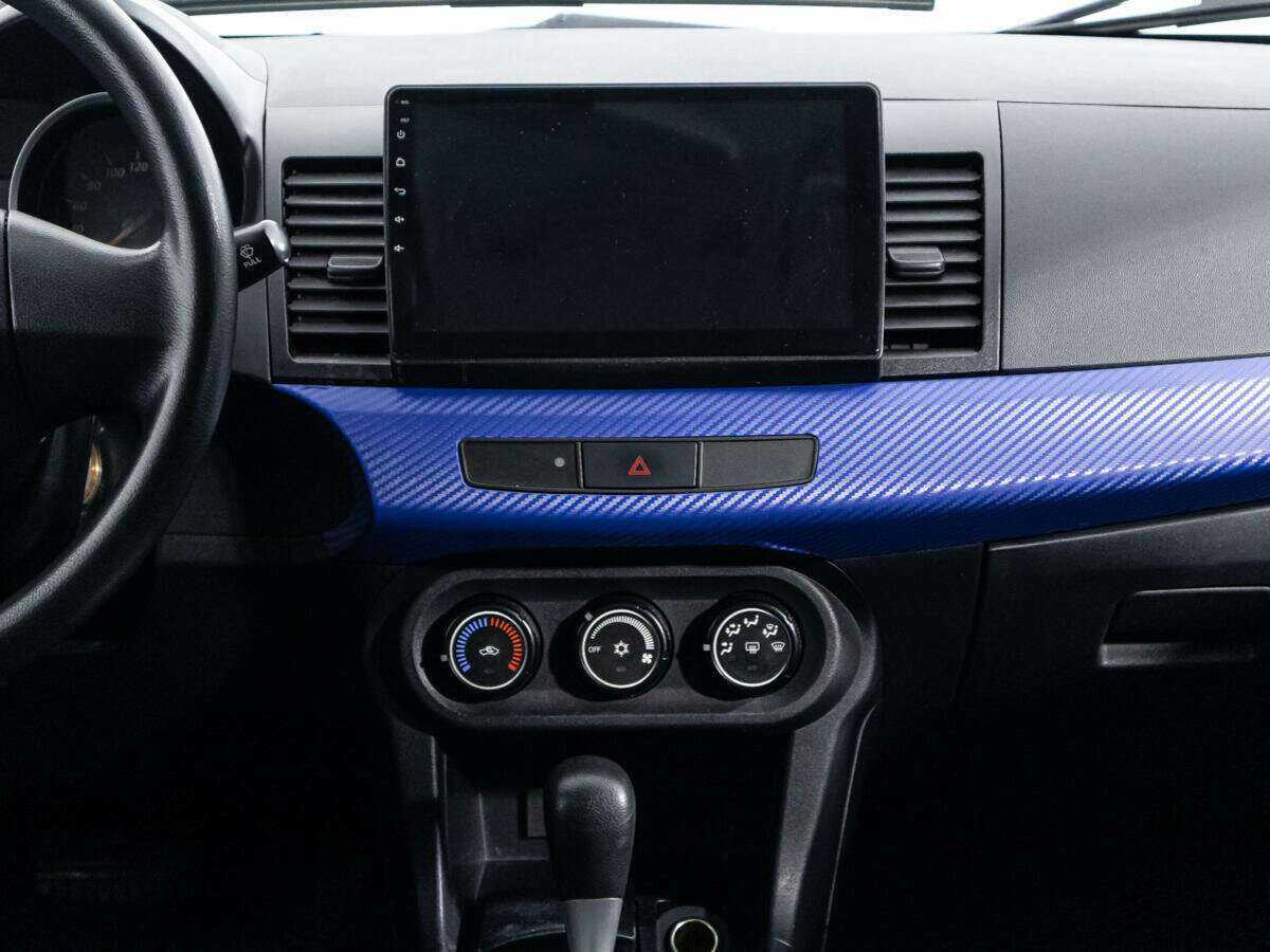 Mitsubishi Lancer с пробегом — 2012 год. Фото: #13