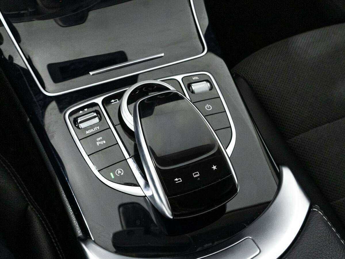 Mercedes-Benz C-Класс с пробегом — 2015 год. Фото: #15