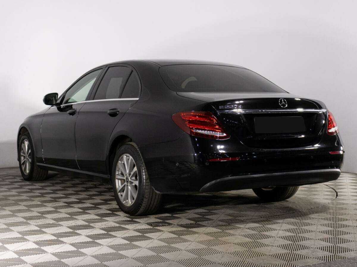 Mercedes-Benz E-Класс с пробегом — 2019 год. Фото: #6