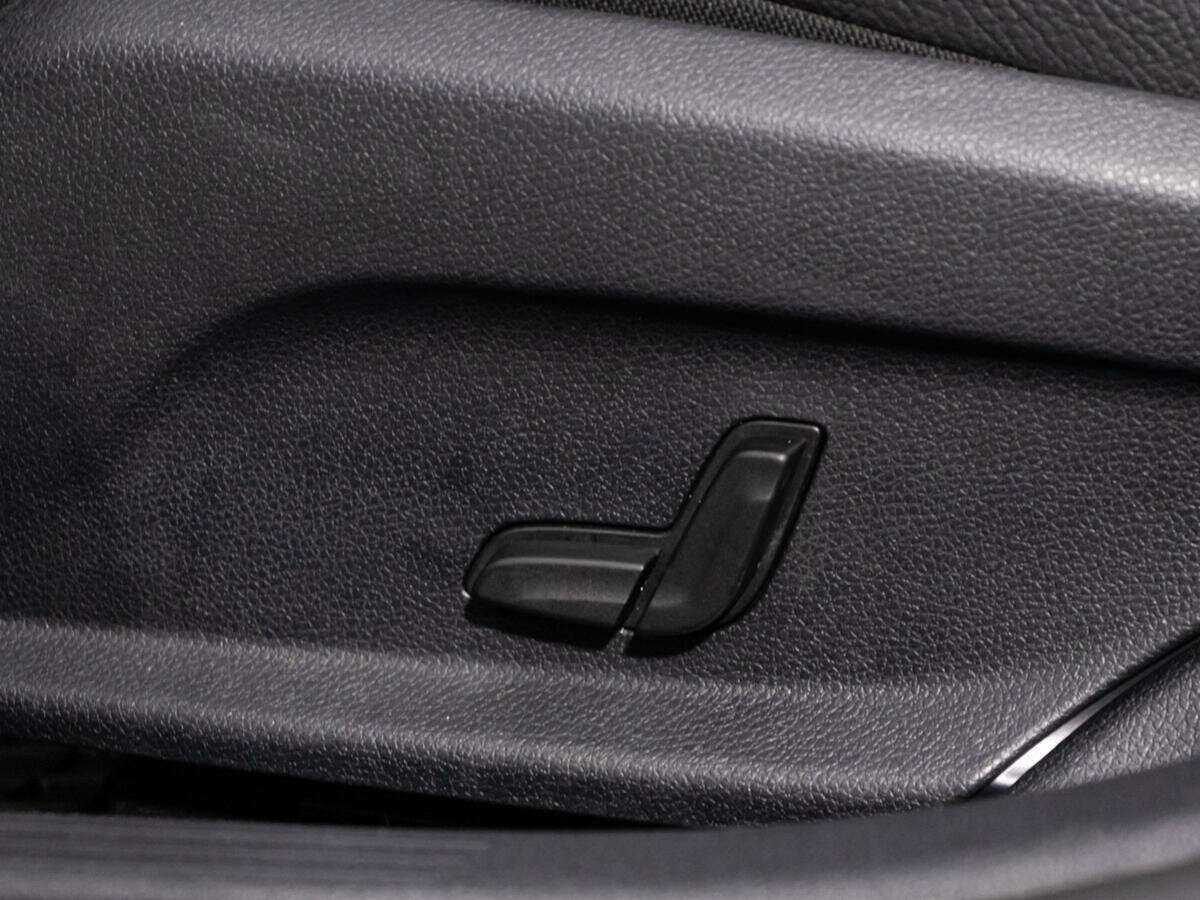 Mercedes-Benz E-Класс с пробегом — 2019 год. Фото: #16