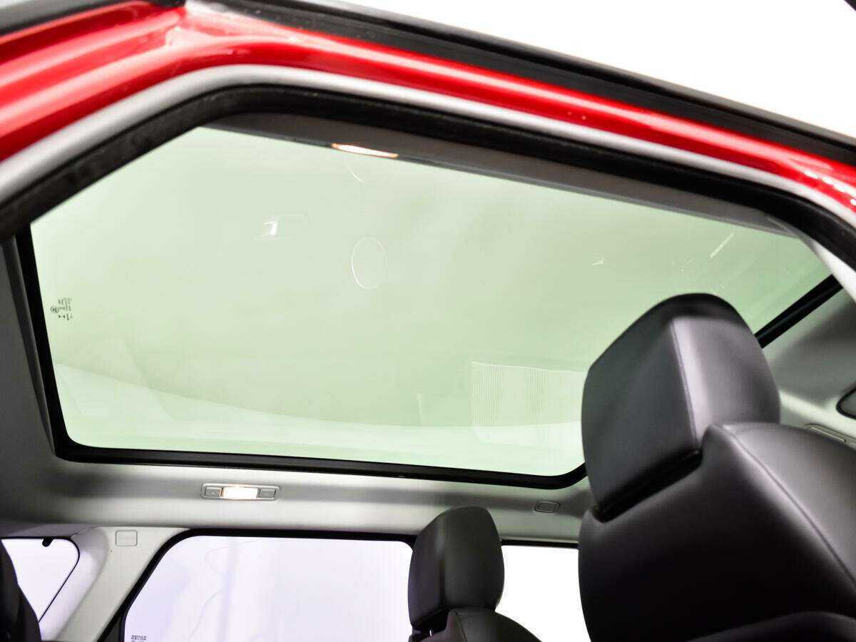 Land Rover Range Rover Evoque с пробегом — 2017 год. Фото: #4