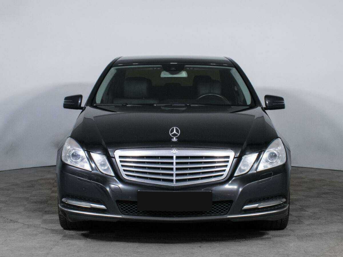 Mercedes-Benz E-Класс с пробегом — 2012 год. Фото: #1