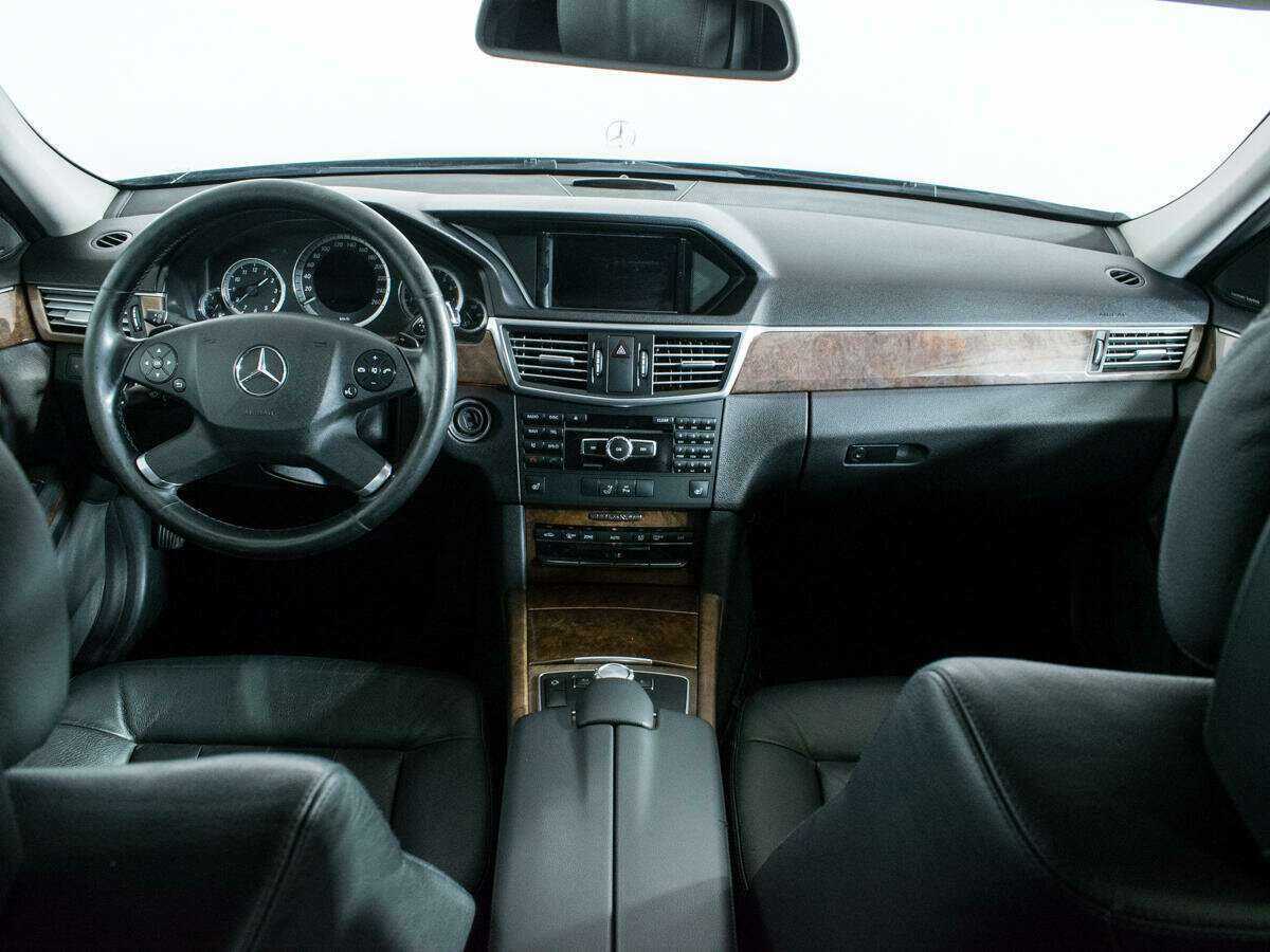 Mercedes-Benz E-Класс с пробегом — 2012 год. Фото: #12