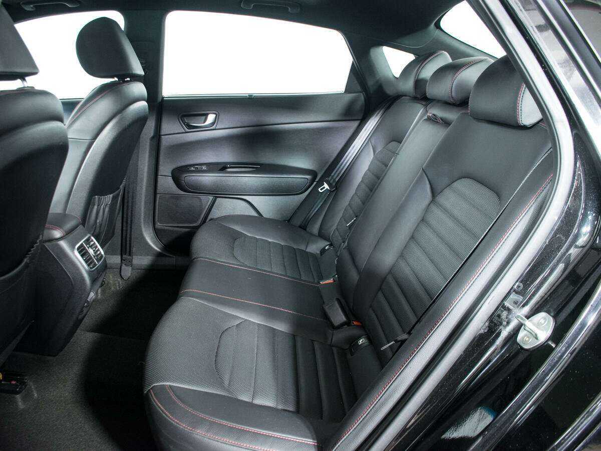 Kia Optima с пробегом — 2018 год. Фото: #7