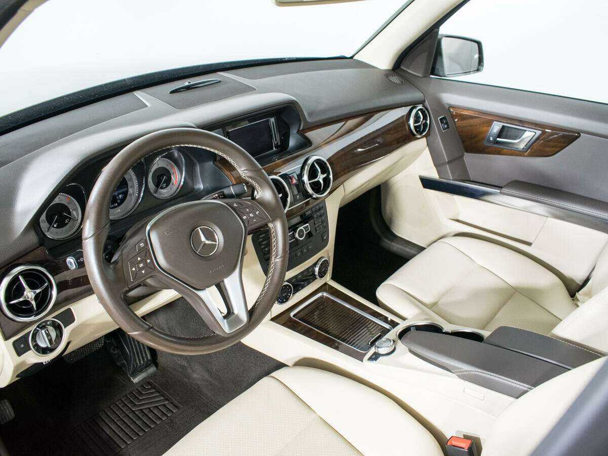 Mercedes-Benz GLK-Класс с пробегом — 2012 год. Фото: #12