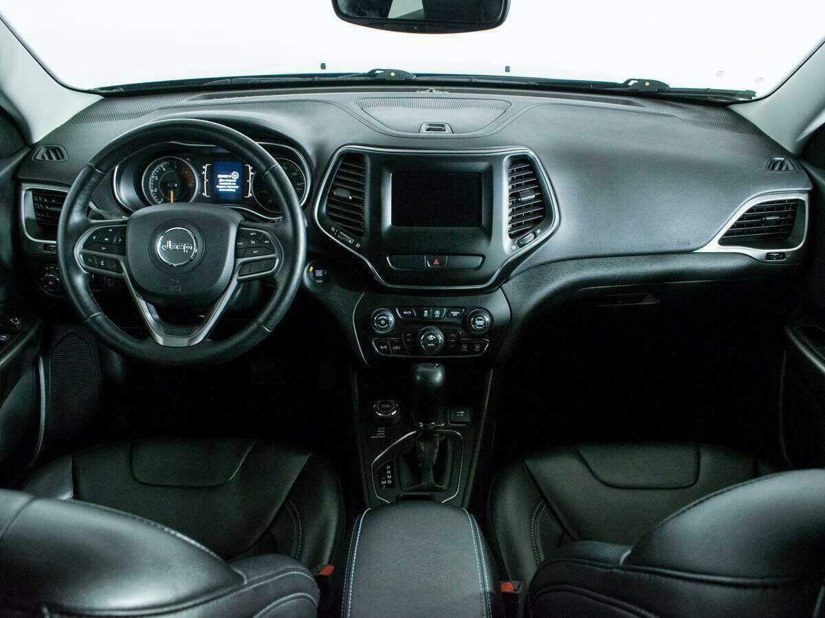 Jeep Cherokee с пробегом — 2018 год. Фото: #11