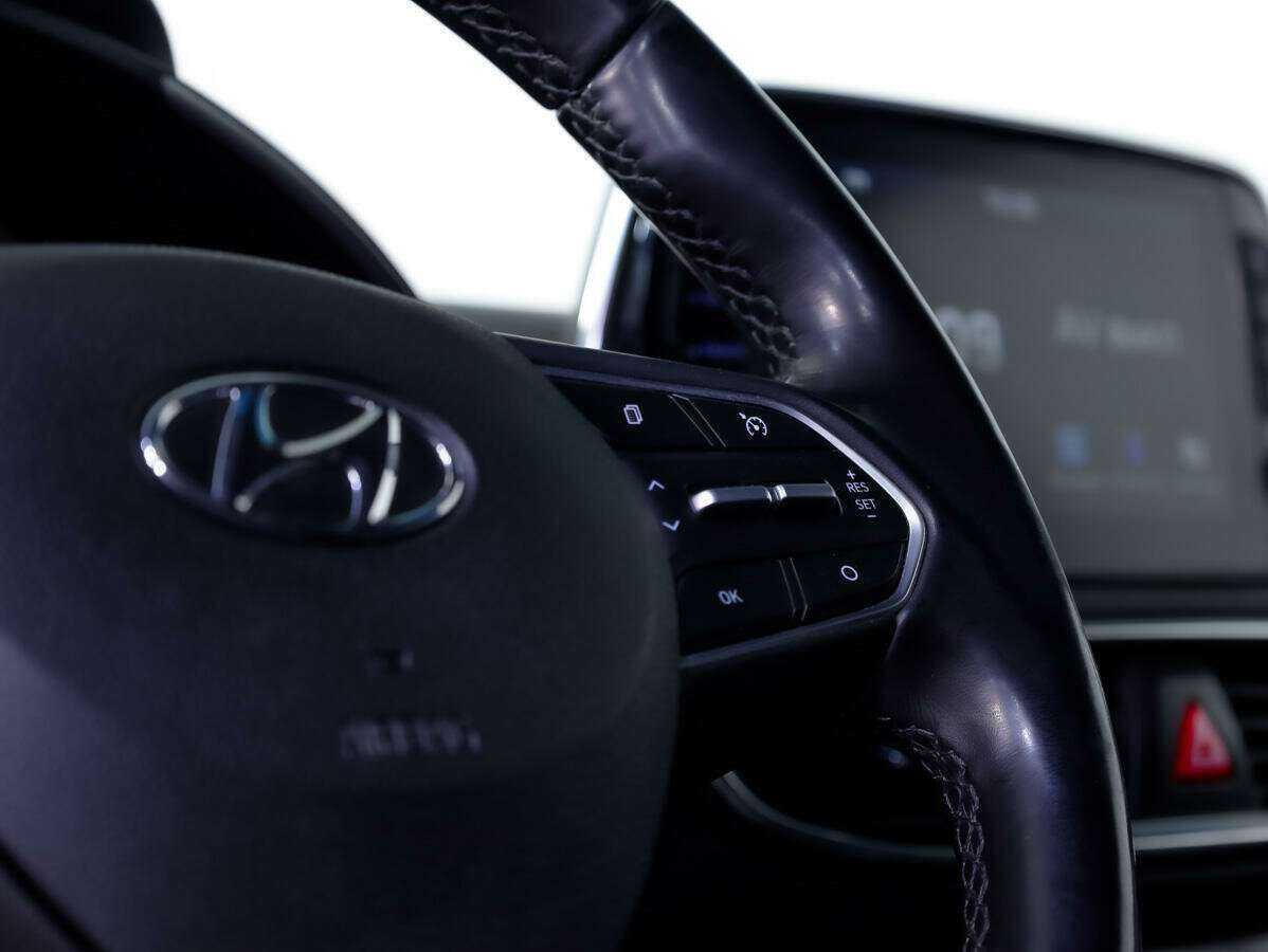 Hyundai Santa Fe с пробегом — 2020 год. Фото: #20