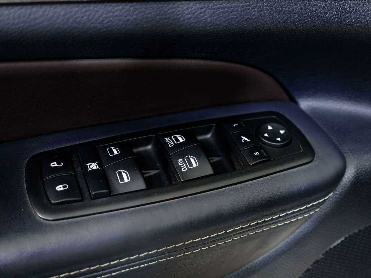 Jeep Grand Cherokee с пробегом — 2014 год. Фото: #20