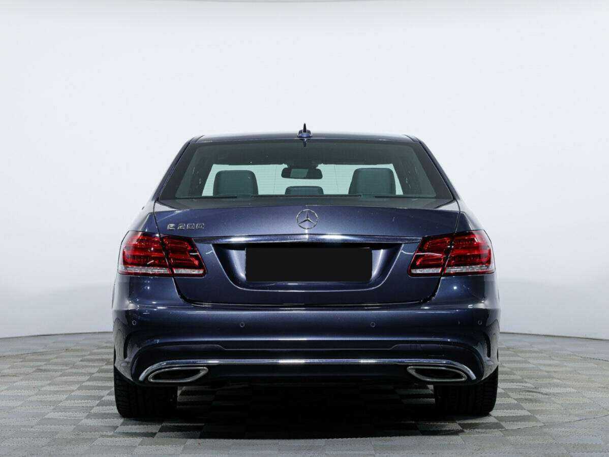 Mercedes-Benz E-Класс с пробегом — 2014 год. Фото: #4