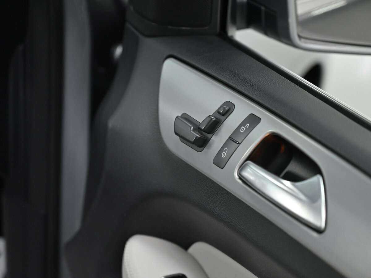 Mercedes-Benz M-Класс с пробегом — 2012 год. Фото: #7