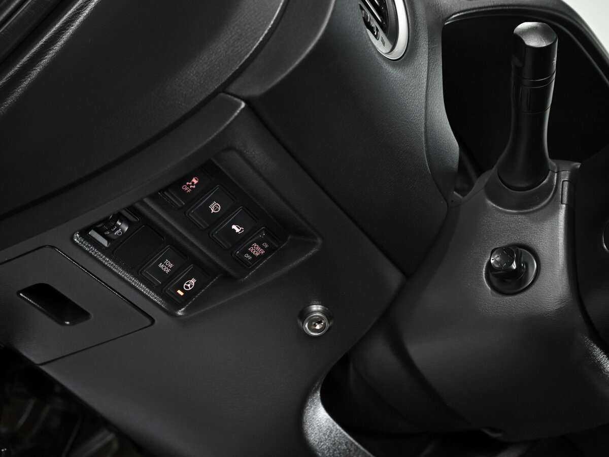 Nissan Pathfinder с пробегом — 2015 год. Фото: #11