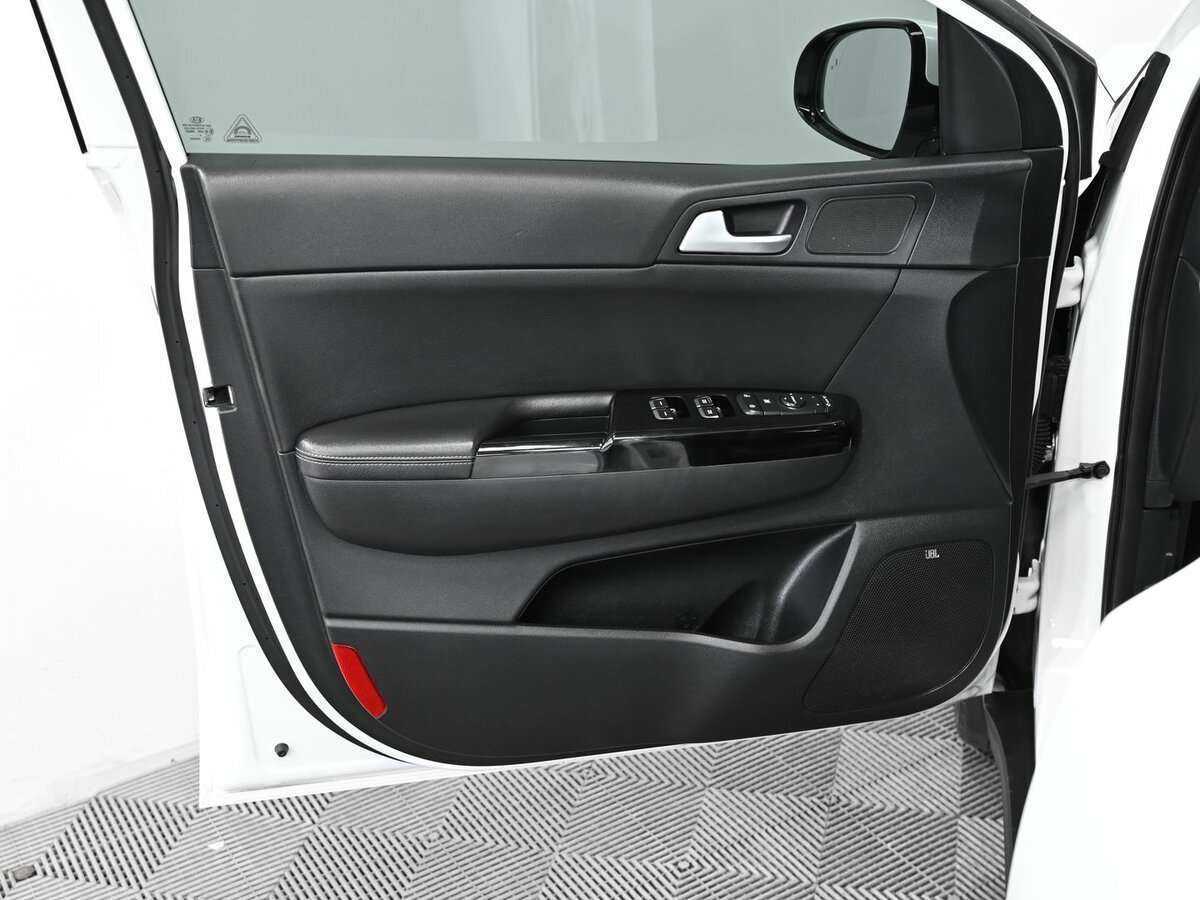 Kia Sportage с пробегом — 2017 год. Фото: #10