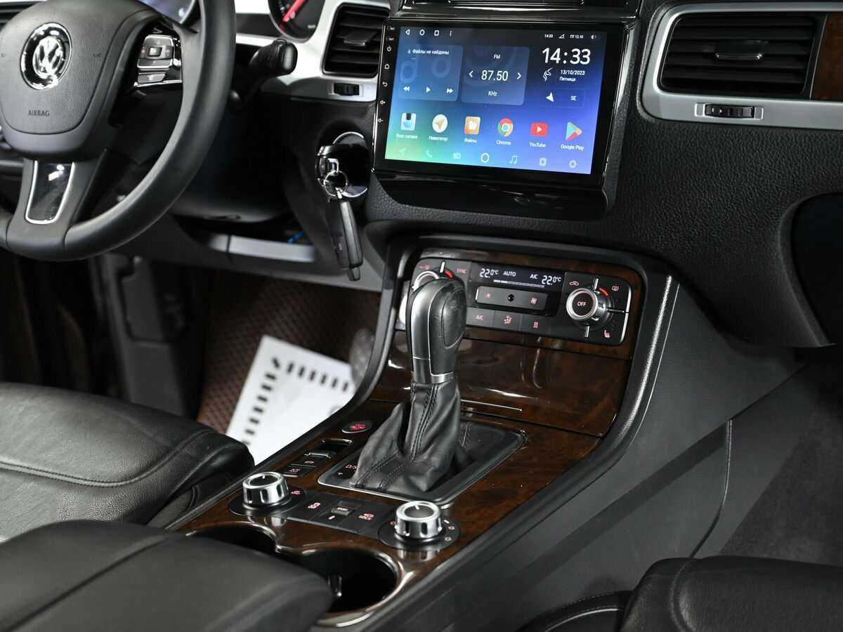 Volkswagen Touareg с пробегом — 2013 год. Фото: #10